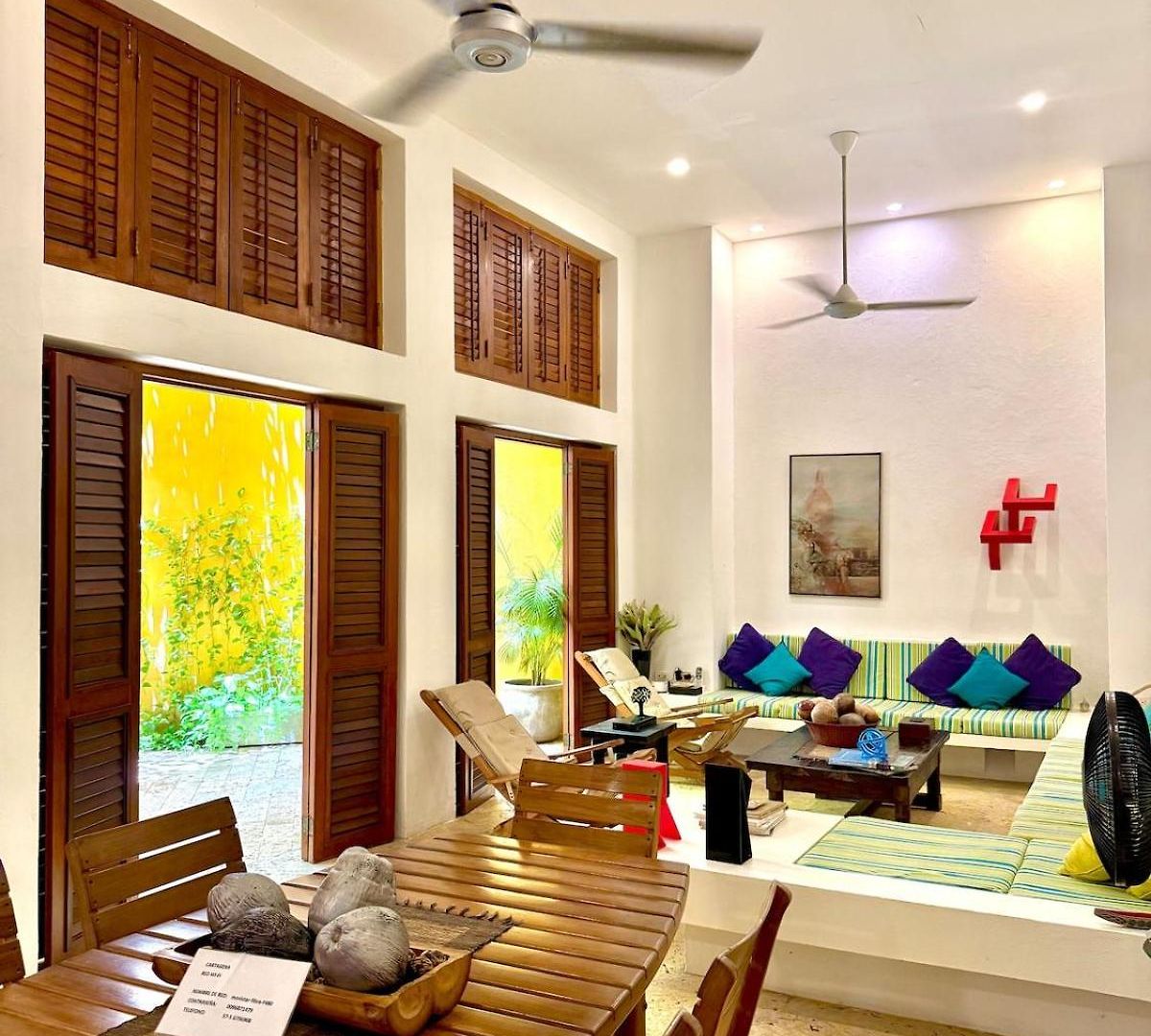 Calamari Homes - El Porvenir 205 - Walled *
