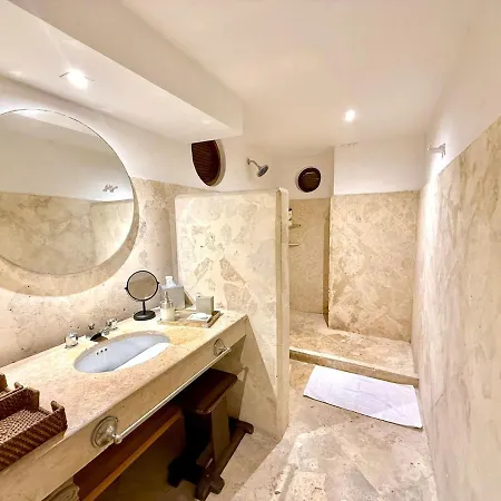 Calamari Homes - El Porvenir 205 - Walled Cartagena